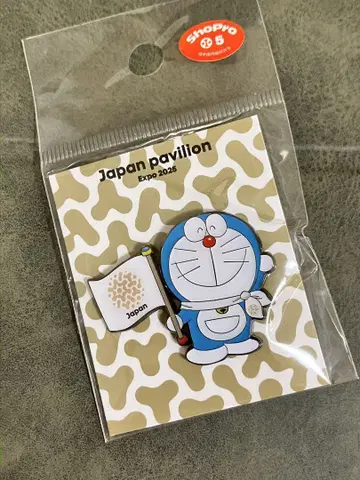 만박 일본관 도라에몽 핀 배지