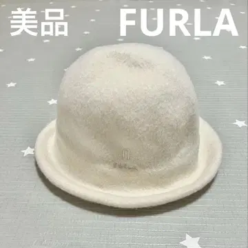 새상품급 FURLA 훌라 울 버킷햇 화이트 일본제