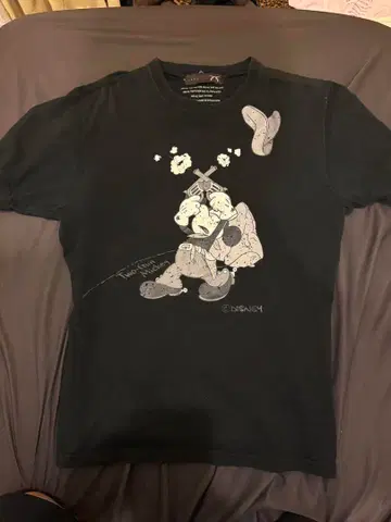 로엔 로아 디즈니 T셔츠 블랙 44