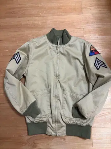ALPHA INDUSTRIES 베이지 탱커 자켓 플리스 안감