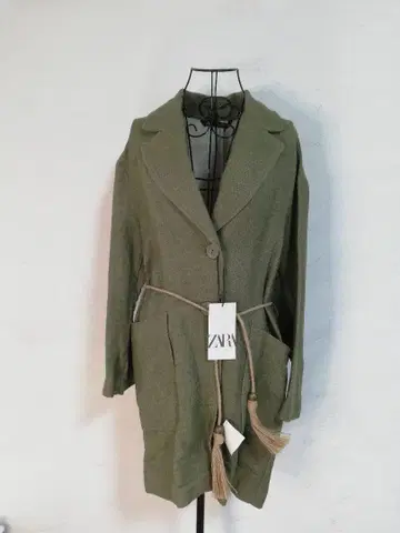 올리브 그린 테일러드 자켓 허리 벨트 포함