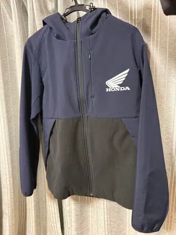 [ 한정판 ] HONDA GU 콜라보 후드 부착 자켓