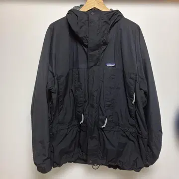 patagonia 블랙 마운틴 파카 L