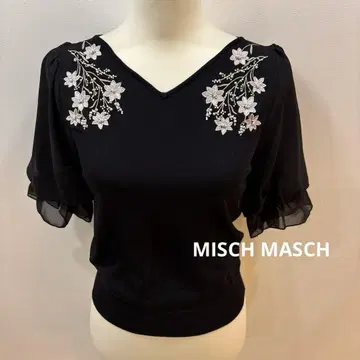 MISCH MASCH 블랙 자수 프릴 소매 상의 V넥 퍼프 소매