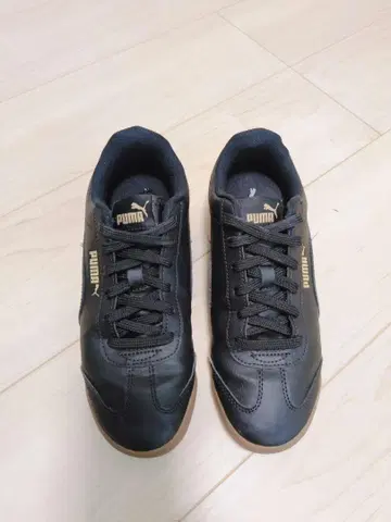 PUMA 로우컷 스니커즈