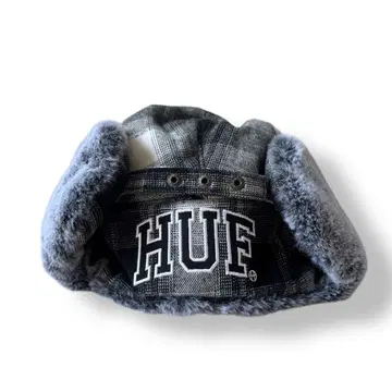 OMBRE PLAID AVIATOR HAT / HUF