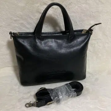 [컨디션 최상] Dakota 2way 가죽백 블랙 숄더