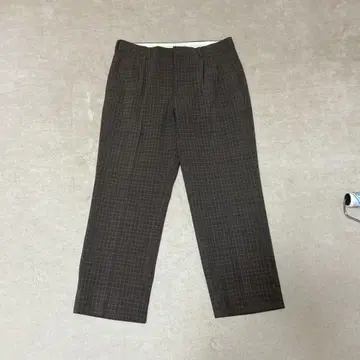 브라운 체크 무늬 슬랙스 가을에 딱