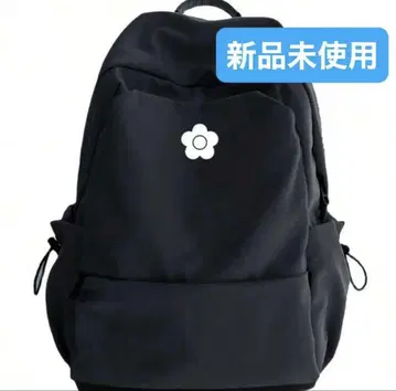 재고 1개뿐인 데이지 패턴 블랙 백팩 미사용 새상품