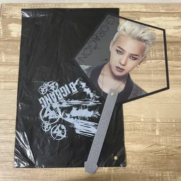 G-DRAGON 육각형 투명 부채