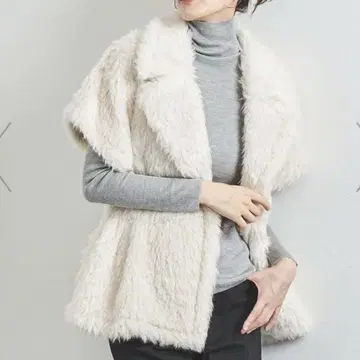 [컨디션 최상] 유나이티드 애로우즈 보아 하프 슬리브 베스트