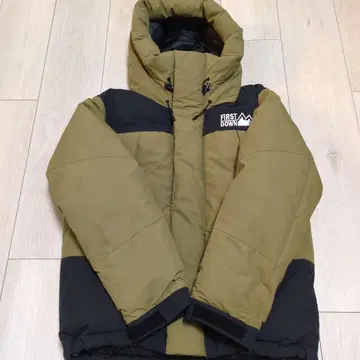 [ 얼룩 있음 ] FIRST DOWN 다운 자켓 숏 기장