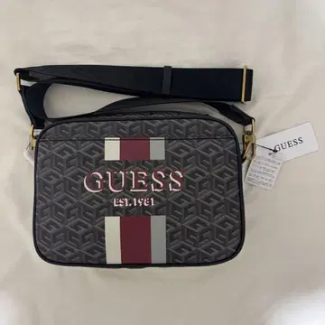 GUESS 게스 VIKKY 카메라 백 숄더백