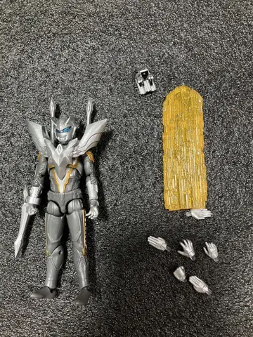 초동 샤이닝 울트라맨 제로