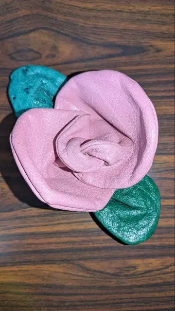 IBIZA 이비자 백 모티브 로즈 모티브 백 장미 핑크 장식