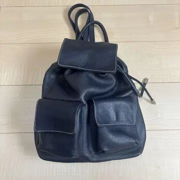 마드모아젤 논논 네이비 가죽 백팩
