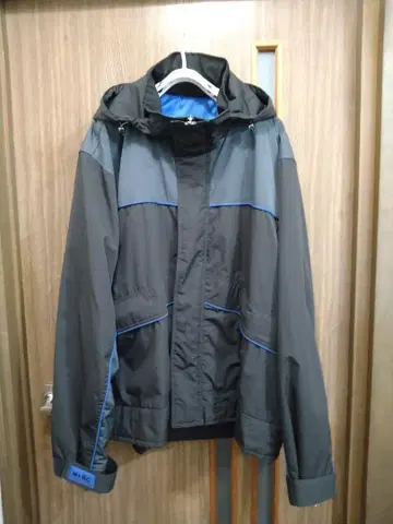 M+RC 후드 부착 나일론 자켓