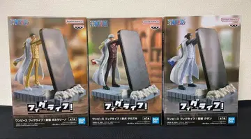 원피스 피그라이프 삼대장 아오키지 키자루 아카이누