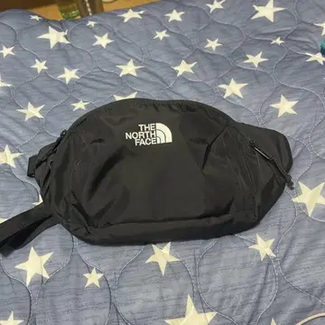 THE NORTH FACE 바디백 블랙