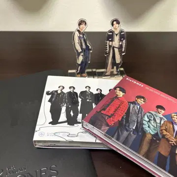 SixTONES CD & 아크릴 스탠드 & 팬클럽 한정판 책자 2023