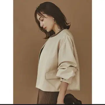 anuans 숏 에코 가죽 자켓 (아이보리)