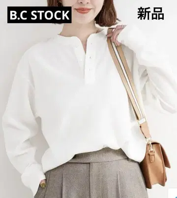 새상품! B.C STOCK SIMPLICITE 와플 풀오버 화이트