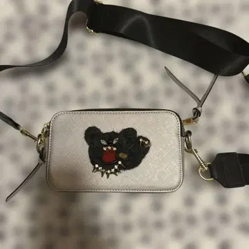 demodee 숄더백 곰