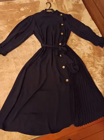 ZARA 블랙 버튼 원피스