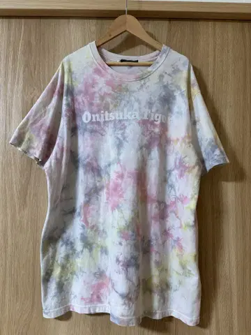 레어 상품 오니츠카타이거 GRAPHIC TEE