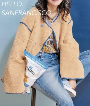 HELLO SANFRANCISCO 베이지 보아 자켓 새상품급