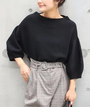 스픽앤스팬 울 스트레치 볼륨 슬리브 니트 블랙