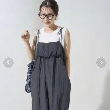 새상품 프릭스스토어 와셔 가공 프릴 볼륨 살로펫