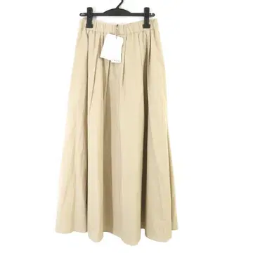아푼토비 24SS 코튼 개버딘 A라인 플리츠 롱 스커트