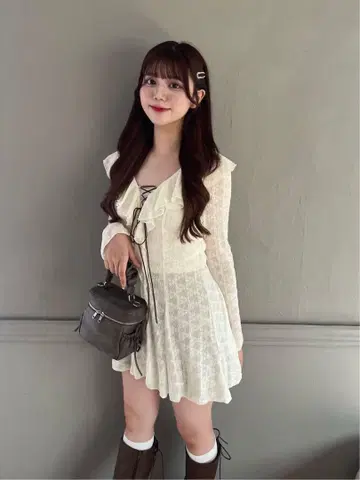 OLIVE des OLIVE 화이트 프릴 미니 원피스