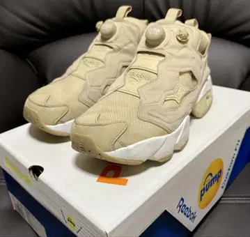 Reebok Pump 베이지 26.5cm 스니커즈 박스 있음