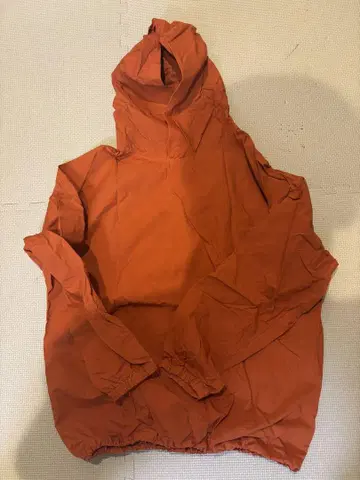 오렌지 후드 부착 나일론 자켓