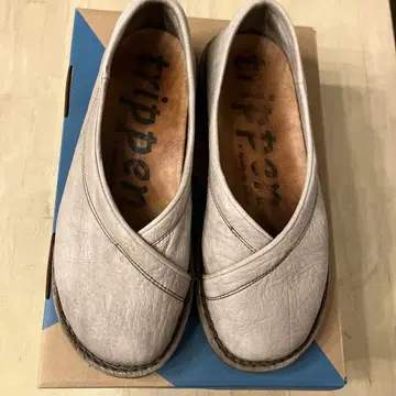 trippen 로퍼 라이트 그레이