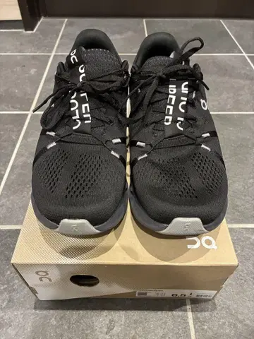 [새상품급] On 클라우드 서퍼 27cm 블랙
