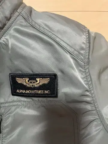 ALPHA INDUSTRIES 밀리터리 자켓 올리브 그린
