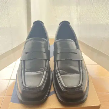 ZARA 스퀘어토 로퍼 EU 사이즈 39