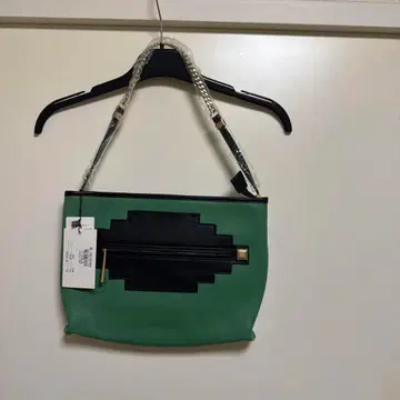 정가 2만, 미사용 새상품 양가죽제 숄더백 그린 블랙
