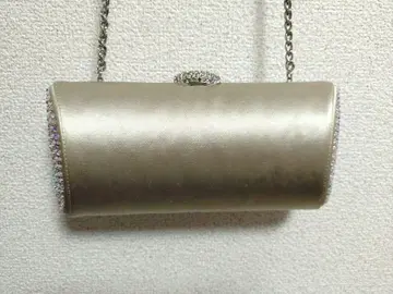 비쥬 장식 샴페인 골드 새틴 파티 백 [하자 있음]