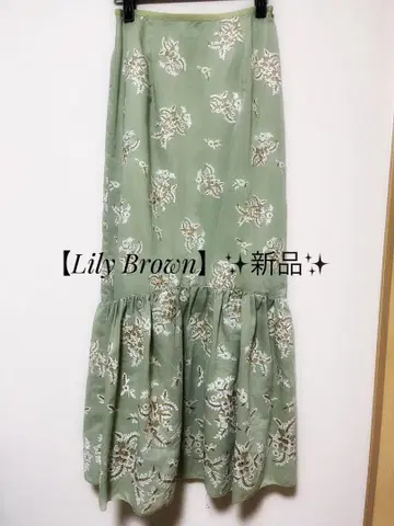 [ Lily Brown ] 새상품 플라워 자수 레이스 롱 스커트 새상품