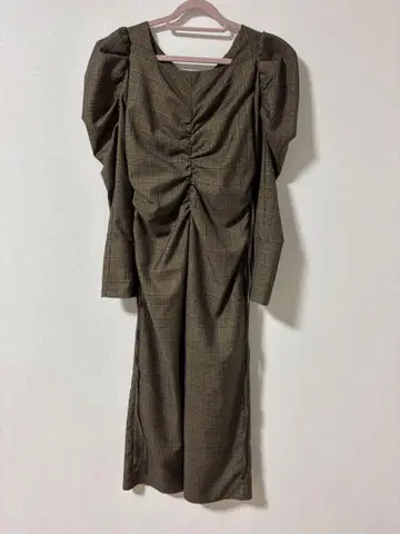 릴리 브라운 브라운 계열 원피스