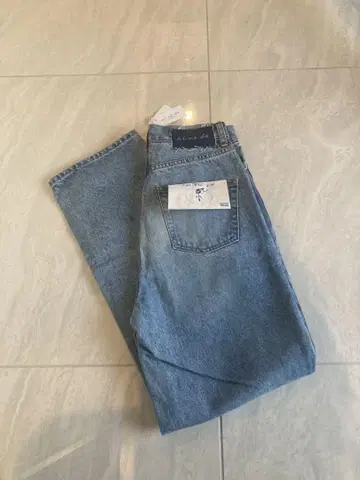 택 포함 새상품 아이노데 스트레이트 쿠라시키 데님 M