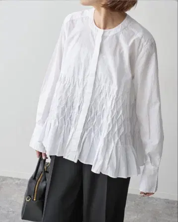 누키테파 COTTON POPLIN WAVE BLOUSE 핀턱