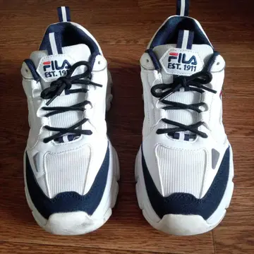 FILA 스니커즈 화이트/네이비