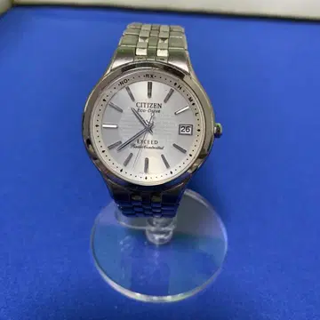 CITIZEN Eco-Drive Exceed 손목시계