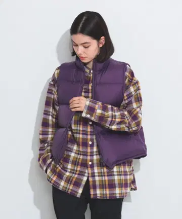 BEAMS BOY / 스탠드 카라 다운 베스트