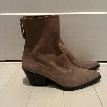 ZARA 베이지 스웨이드 부츠 38